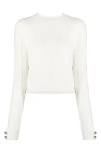 Chiara Ferragni bílý svetr