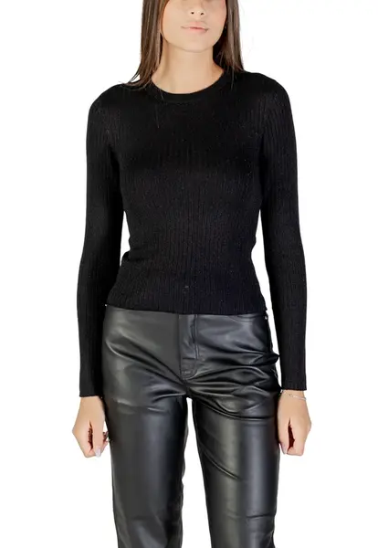 Černý svetr Jacqueline De Yong