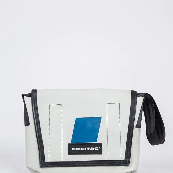 FREITAG F11 Lassie