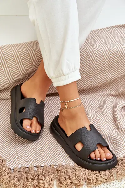 PS1 Pěnové Pantofle S Výřezy Černé Neladith