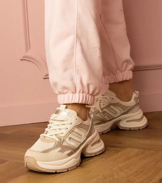 Gemre Béžové športové tenisky na masívnej podrážke Aries