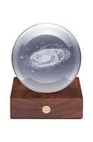 Led lampa Gingko Design Amber Crystal Light Galaxy