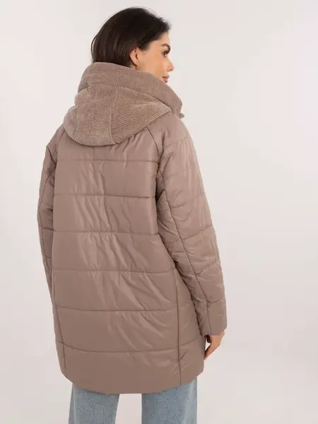 Světle béžová přechodná bunda s lesklou nití