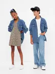 GAP  Chlapčenská džínsová oversize košeľa Unisex 453159-00 Veľkosť: 8