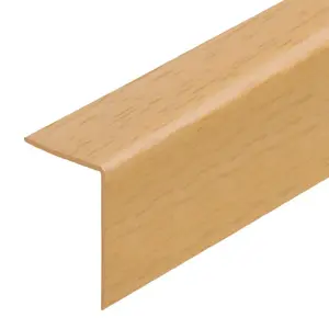 Uholník 40x40 svetlý dub 2.75m