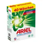 Ariel Universal + univerzálny prášok na pranie 2,4 kg / 40 praní