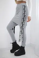 Kalhoty/oblek s šedým selfie nápisem
