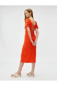 Koton Čtvercový výstřih Balonový rukáv Rozparek Midi šaty