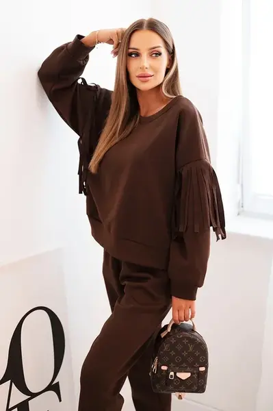 Kesi Włoski Dámský komplet máslový s třásněmi na rukávech hnědý