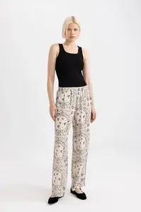 DEFACTO Fall In Love Regular Fit Paisley Patterned Viscose Beach Trousers