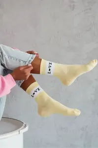 Dámské bavlněné ponožky LOVE žluté