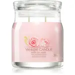 Yankee Candle Fresh Cut Roses vonná svíčka 368 g