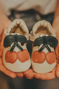 Donsje Kojenecké kožené boty Donsje Nanoe Shoes Cherry