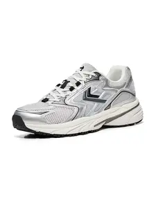 Bershka Nízke tenisky  sivá / čierna / strieborná