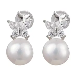 Natural Pearl Ear Studs