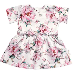 Baby Nellys Šaty kr. rukáv, bavlna, Růžičky , smetanové, vel. 116/122 vel.  116/122