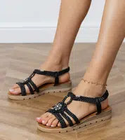 Gemre Black braided sandals decorated with a little flower Borris