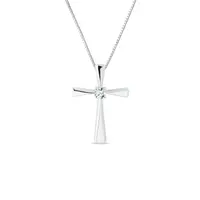Prívesok krížik z bieleho zlata s diamantom KLENOTA