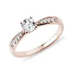 Prsteň z ružového zlata zdobený diamantmi KLENOTA