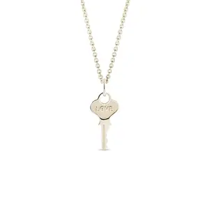 Zlatý náhrdelník klíček s nápisem Love KLENOTA