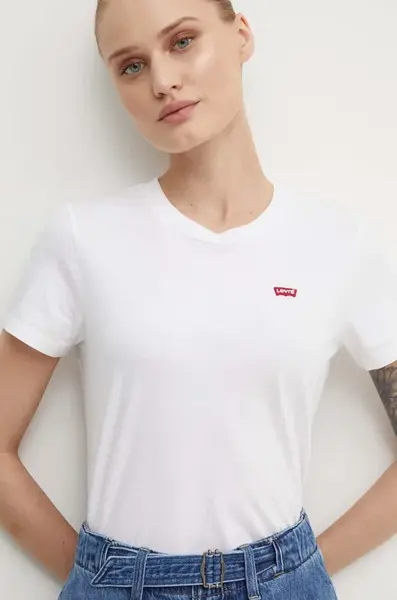 Top Levi's