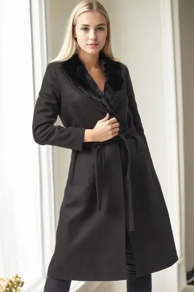 Z9671 DEWBERRY WOMEN'S COAT-BLACK