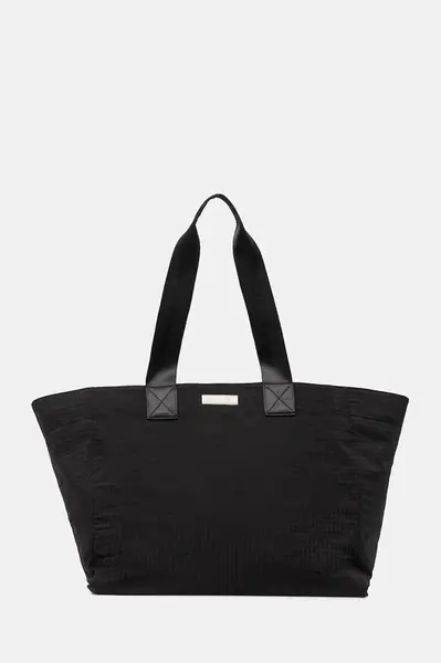 Kabelka P.E Nation Residency