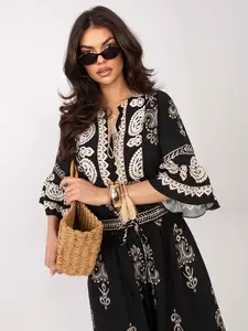 Černý letní komplet se vzory