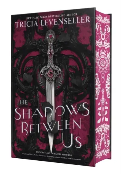 The Shadows Between Us - Tricia Levensellerová