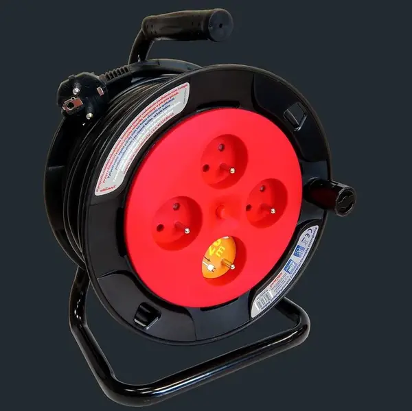 Predlžovací kábel na  bubne 4G, 3x1, 20m