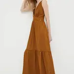 Šaty Artigli hnědá barva, maxi