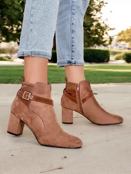 Resti Women's chunky heel ankle boots Eloron