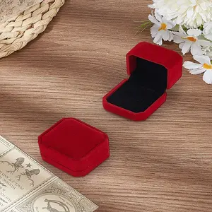 2Pcs Square Velvet Ring Boxes