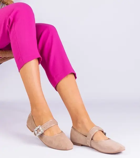 Gemre Beige ballet flats decorated with a buckle with crystals Demetra