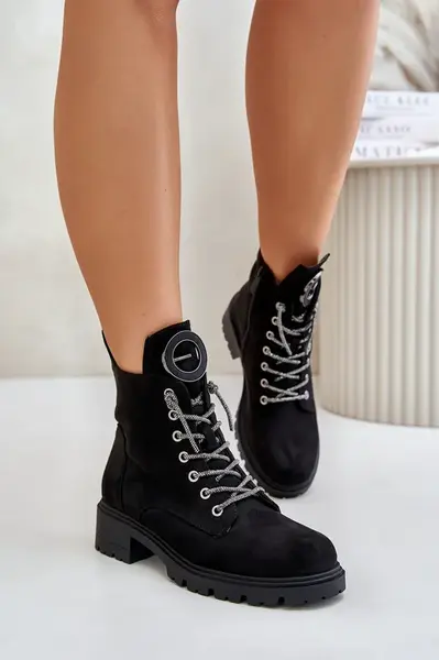 Zateplené boty s ozdobným šněrováním Vinceza Černé