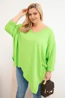 Plus size blúzka s asymetrickým lemom