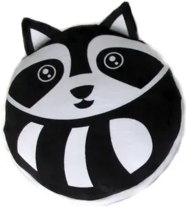 Černobílý polštářek mýval