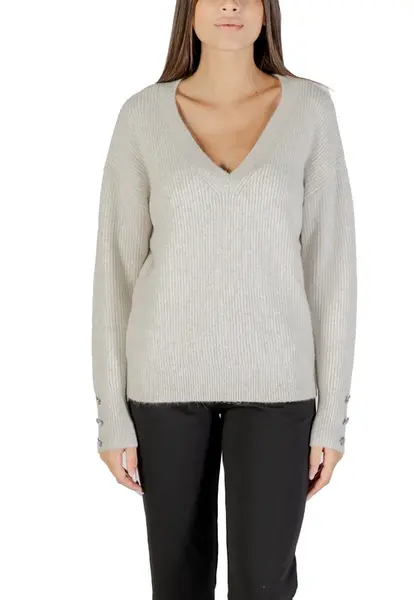 Svetrový pulovr s výstřihem do V