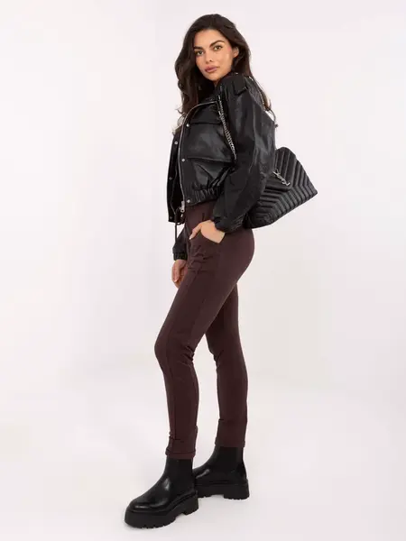 Dámske tepláky v tmavohnedej farbe