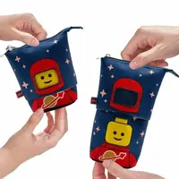 LEGO Minifigures Kosmonaut červený - Pop Up pouzdro
