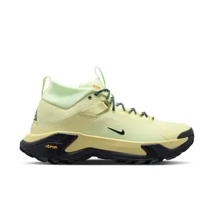 Nike Zegama Hike 44