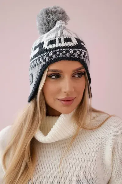 Kesi Dámska čiapka s pomponom Rosa K368 biela+grafit+tmavosivá