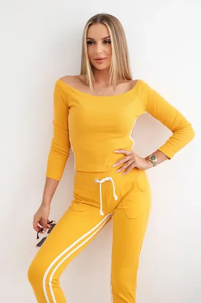 Set with double stripe mustard+white