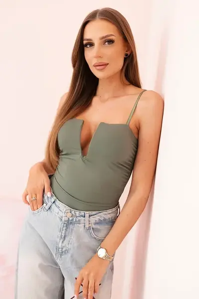 Kesi Włoski Dámske body bez ramienok s volánikmi a výstrihom do V khaki