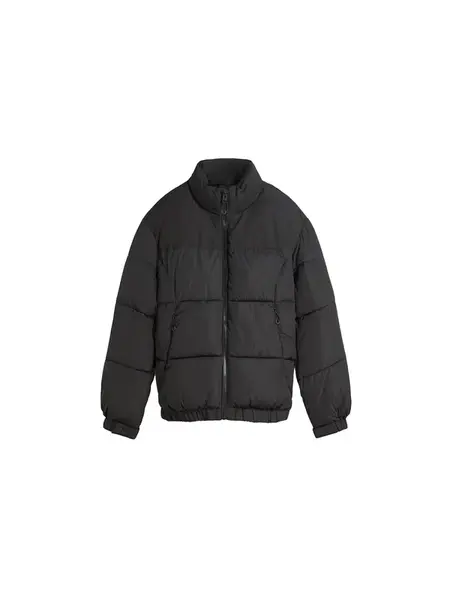 Bershka Zimná bunda  čierna