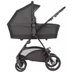 Vanička ke kočárku kombinovanému Vario Black Line Petite&Mars