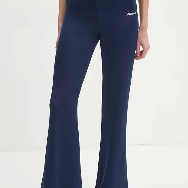 Tepláky adidas Originals FLARED PANTS tmavomodrá barva, s aplikací, JC7688