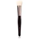 Charlotte Tilbury Magic Complexion Brush plochý štetec na make-up 1 ks