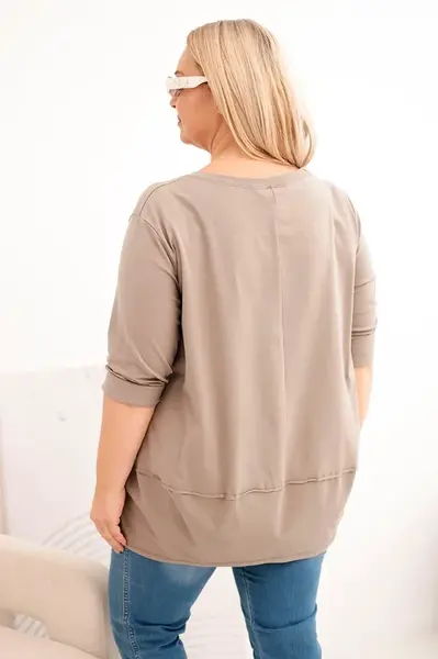 Plus size dámská halenka s ozdobnými knoflíčky