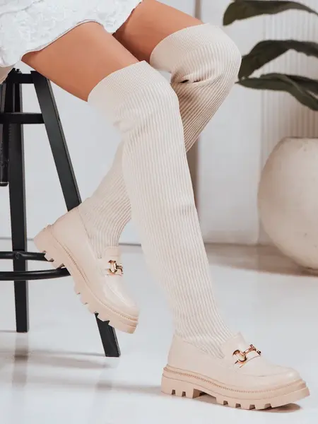 Béžové čižmy nad kolená